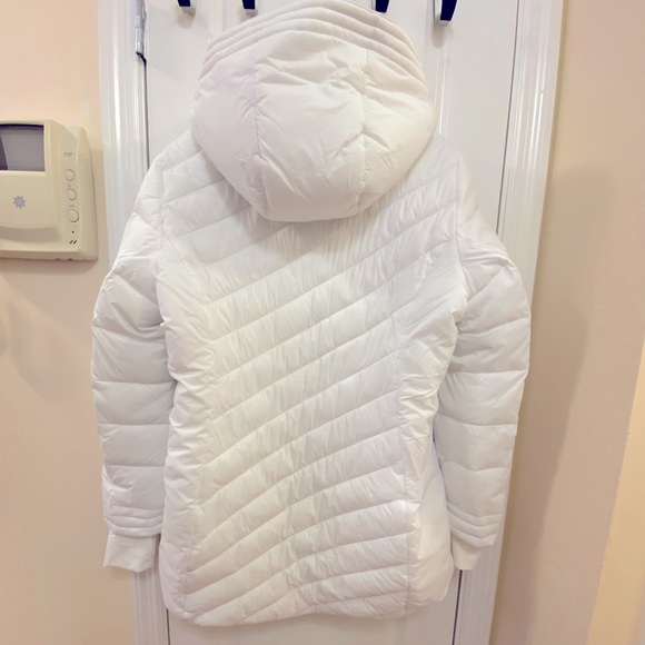 SPYDER women’s puffer jacket coat Snow White size L - Picture 2 of 4